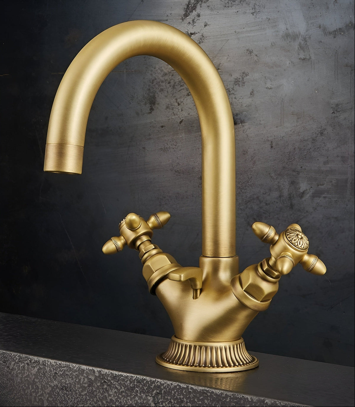 Hand Made Einloch Waschbecken mit drehbarem Auslauf - Impero